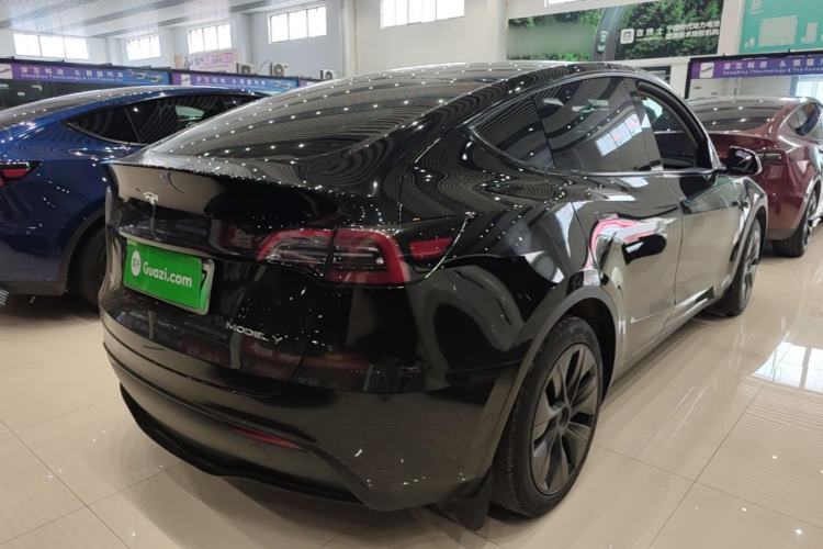 Used Tesla Model Y 2023 Rear-Wheel-Drive Version Rear Right 45 Deg