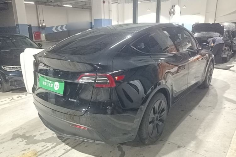 Used Tesla Model Y 2023 Rear-Wheel-Drive Version Rear Right 45 Deg