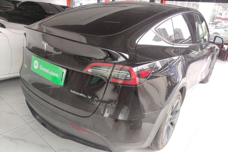Used Tesla Model Y 2023 Rear-Wheel-Drive Version Rear Right 45 Deg