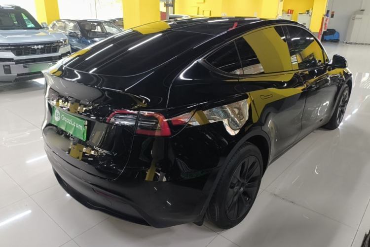 Used Tesla Model Y 2023 Long-Range All-Wheel-Drive Version Rear Right 45 Deg
