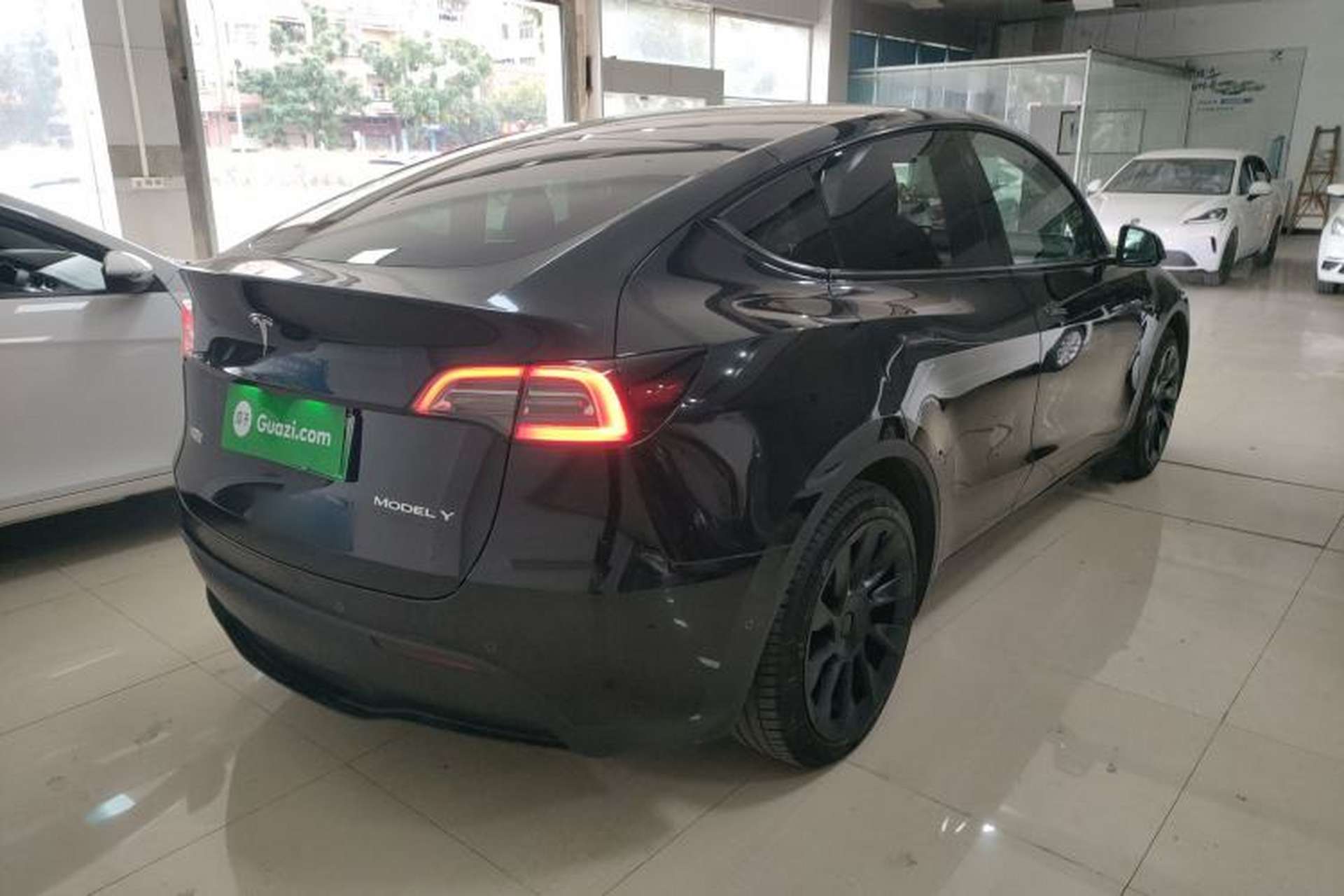 Used Tesla Model Y 2023 Rear-Wheel-Drive Version Rear Right 45 Deg