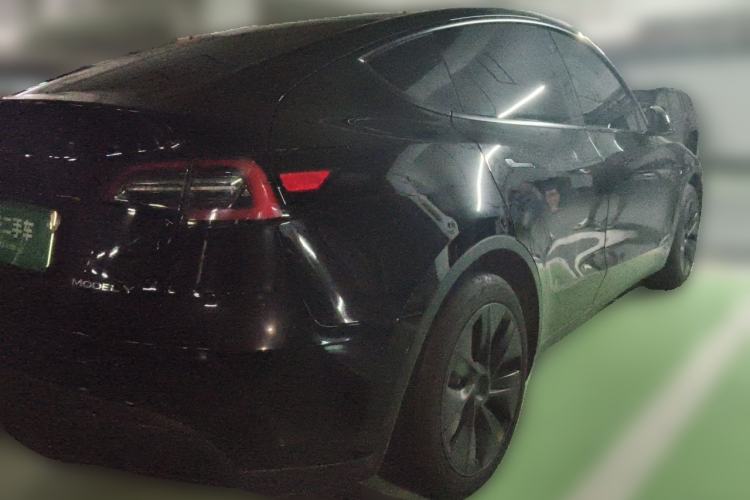 Used Tesla Model Y 2023 Rear-Wheel-Drive Version Rear Right 45 Deg