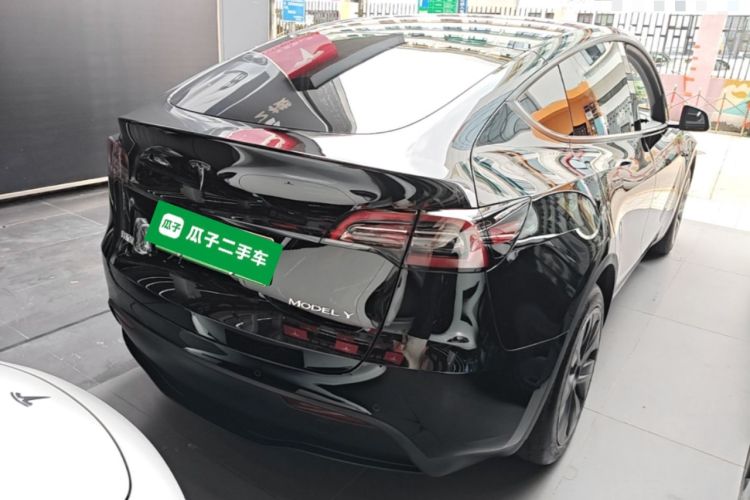 Used Tesla Model Y 2023 Rear-Wheel-Drive Version Rear Right 45 Deg