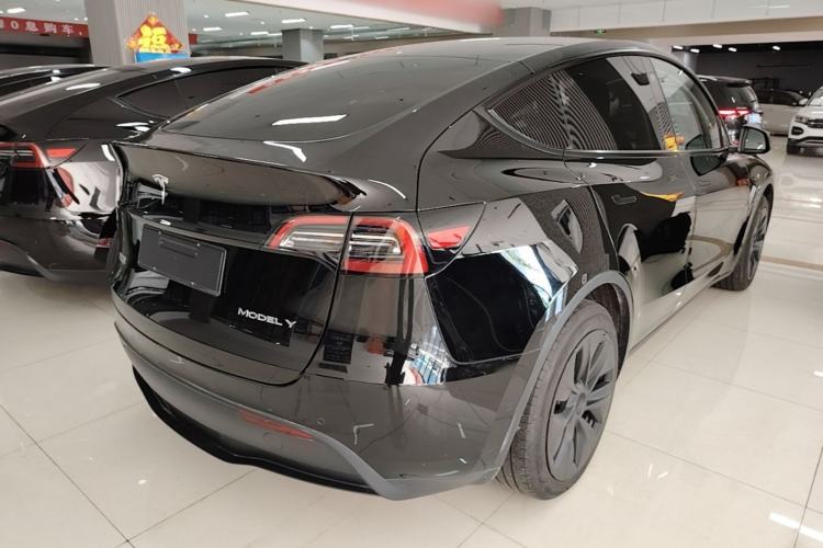 Used Tesla Model Y 2023 Rear-Wheel-Drive Version Rear Right 45 Deg