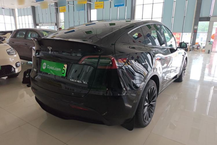 Used Tesla Model Y 2023 Rear-Wheel-Drive Version Rear Right 45 Deg