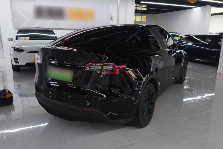 Used Tesla Model Y 2023 Rear-Wheel-Drive Version Rear Right 45 Deg