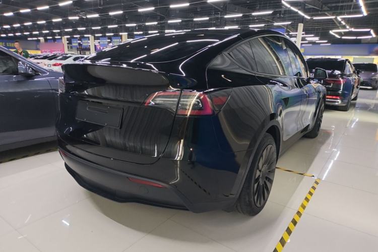Used Tesla Model Y 2023 Rear-Wheel-Drive Version Rear Right 45 Deg
