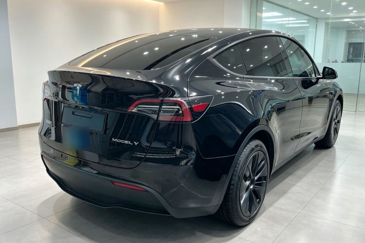 Used Tesla Model Y 2023 Rear-Wheel-Drive Version Rear Right 45 Deg