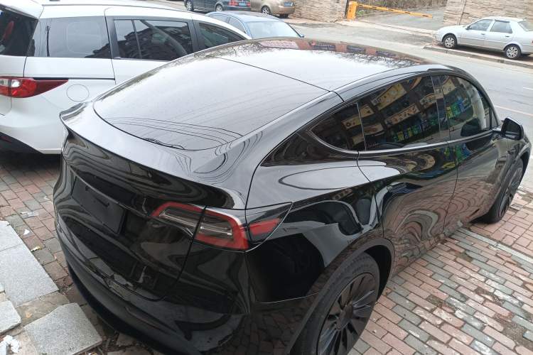 Used Tesla Model Y 2023 Rear-Wheel-Drive Version Rear Right 45 Deg