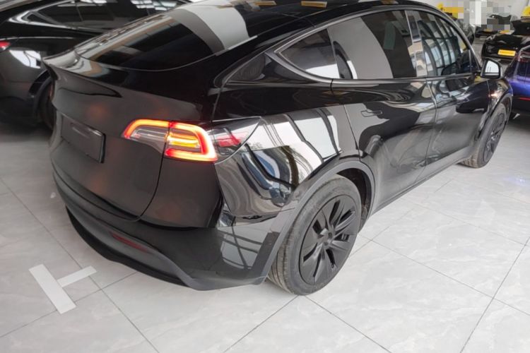 Used Tesla Model Y 2023 Rear-Wheel-Drive Version Rear Right 45 Deg