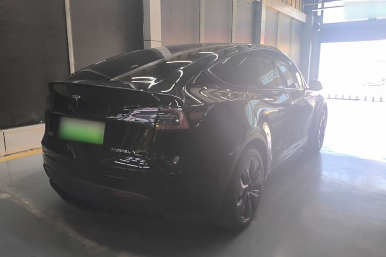 Used Tesla Model Y 2023 Rear-Wheel-Drive Version Rear Right 45 Deg