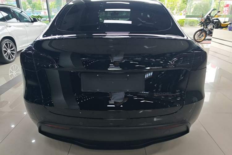 Used Tesla Model Y 2023 Long-Range All-Wheel-Drive Version Rear
