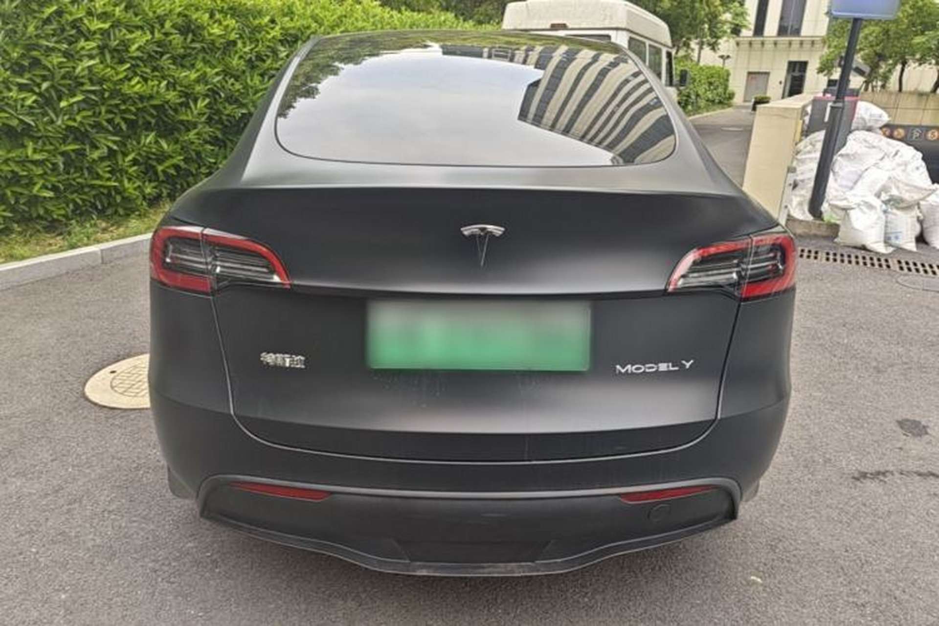 Used Tesla Model Y 2023 Long-Range All-Wheel-Drive Version Rear