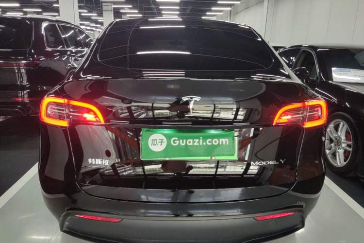 Used Tesla Model Y 2023 Rear-Wheel-Drive Version Rear