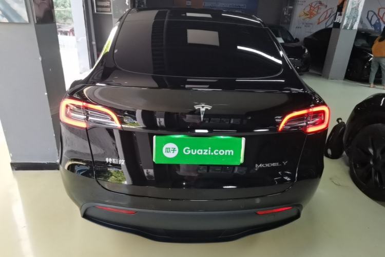Used Tesla Model Y 2023 Rear-Wheel-Drive Version Rear