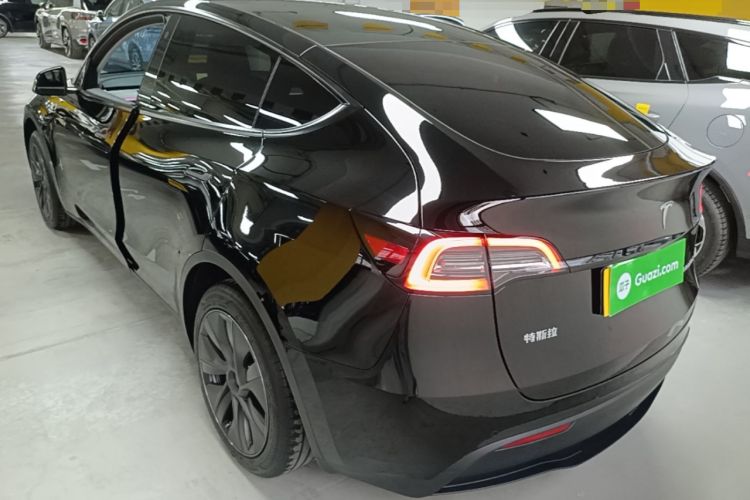 Used Tesla Model Y 2023 Rear-Wheel-Drive Version Rear