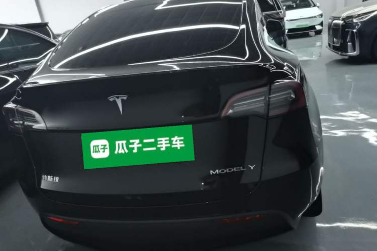 Used Tesla Model Y 2023 Rear-Wheel-Drive Version Rear