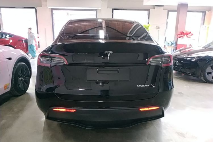 Used Tesla Model Y 2023 Rear-Wheel-Drive Version Rear