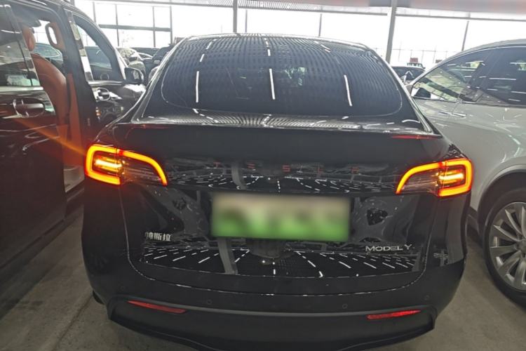 Used Tesla Model Y 2023 Rear-Wheel-Drive Version Rear