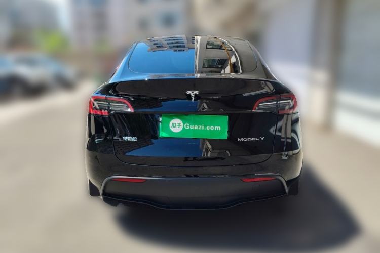 Used Tesla Model Y 2023 Long-Range All-Wheel-Drive Version Rear