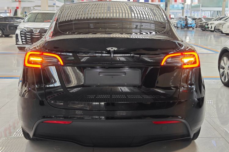 Used Tesla Model Y 2023 Rear-Wheel-Drive Version Rear