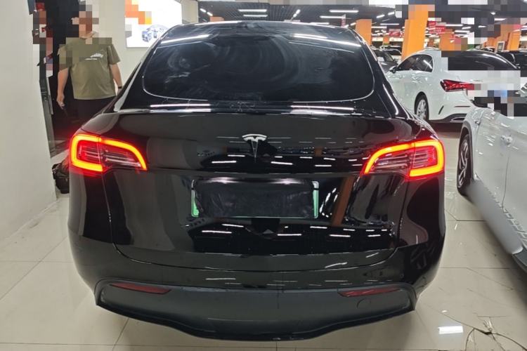 Used Tesla Model Y 2023 Rear-Wheel-Drive Version Rear