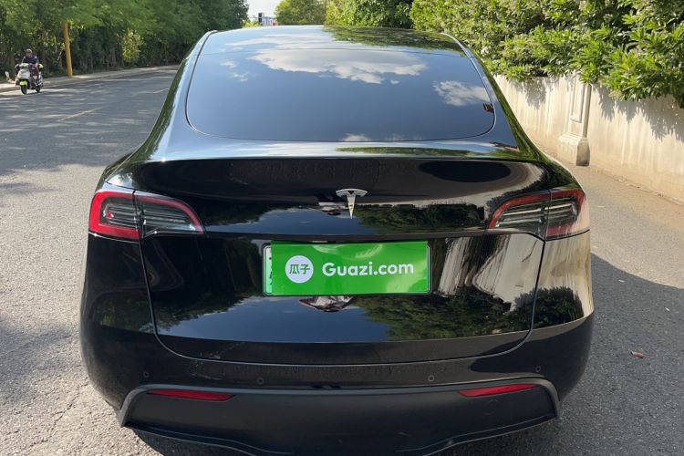 Used Tesla Model Y 2023 Rear-Wheel-Drive Version Rear