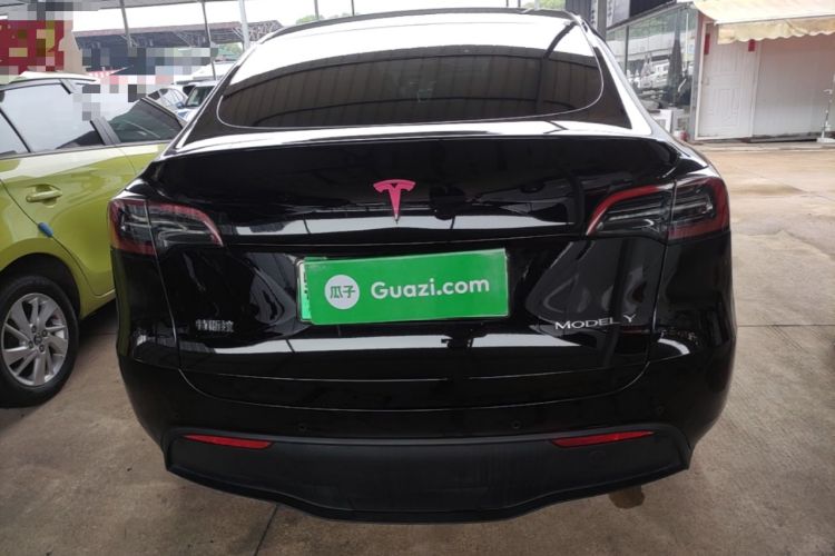 Used Tesla Model Y 2023 Long-Range All-Wheel-Drive Version Rear