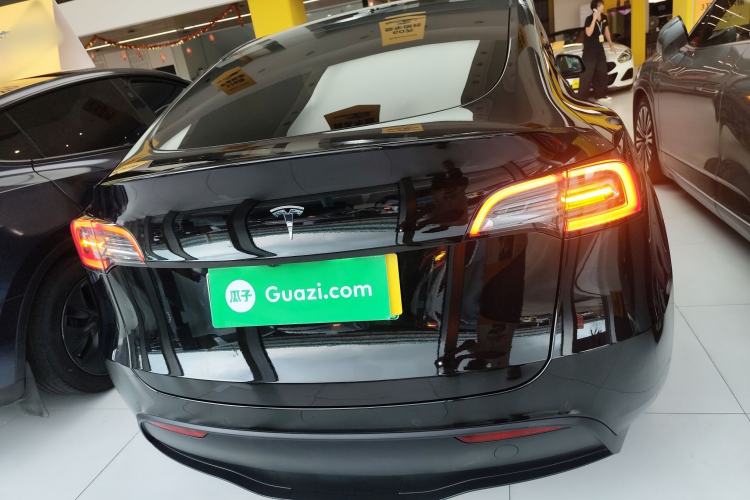 Used Tesla Model Y 2023 Rear-Wheel-Drive Version Rear