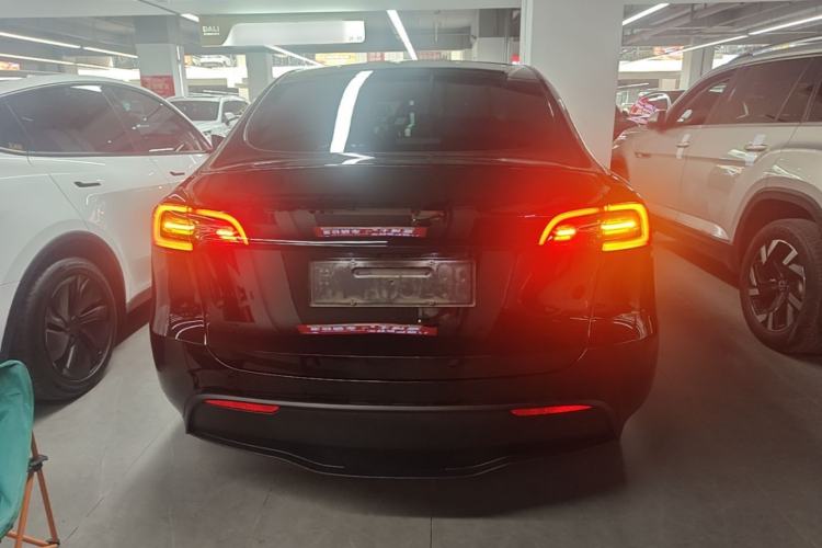Used Tesla Model Y 2023 Long-Range All-Wheel-Drive Version Rear