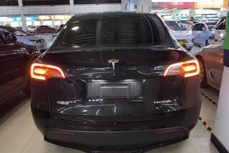 Used Tesla Model Y 2023 Rear-Wheel-Drive Version Rear