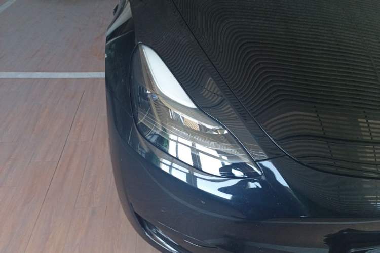 Used Tesla Model Y 2023 Rear-Wheel-Drive Version Right Front Headlight