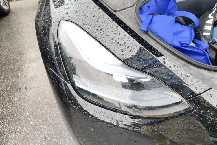Used Tesla Model Y 2023 Rear-Wheel-Drive Version Right Front Headlight