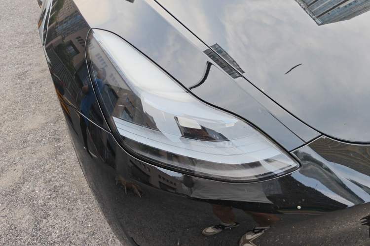 Used Tesla Model Y 2023 Rear-Wheel-Drive Version Right Front Headlight
