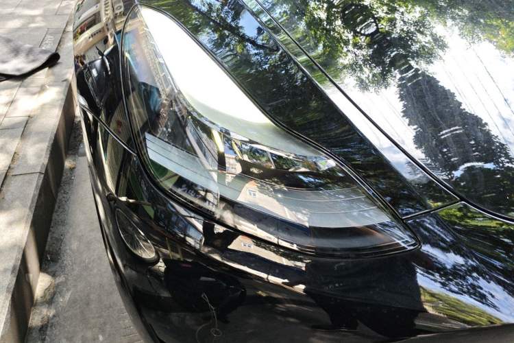 Used Tesla Model Y 2023 Rear-Wheel-Drive Version Right Front Headlight