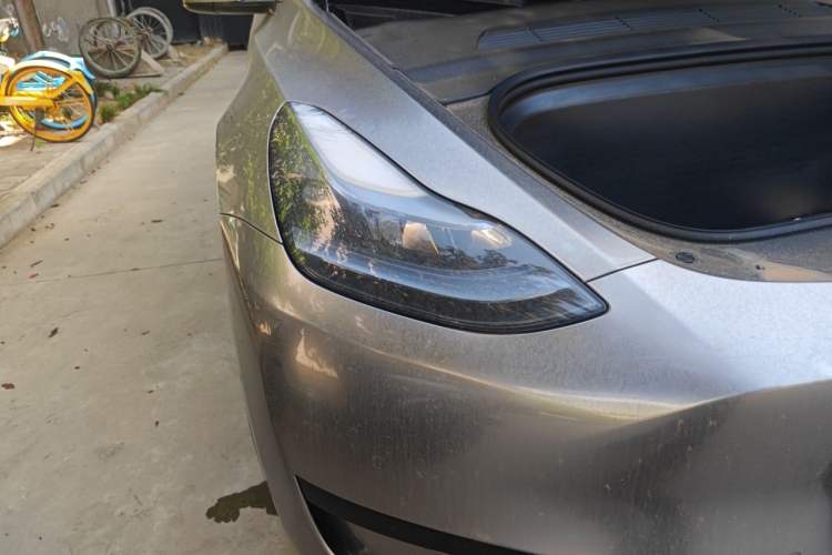 Used Tesla Model Y 2023 Rear-Wheel-Drive Version Right Front Headlight