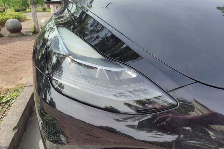 Used Tesla Model Y 2023 Rear-Wheel-Drive Version Right Front Headlight
