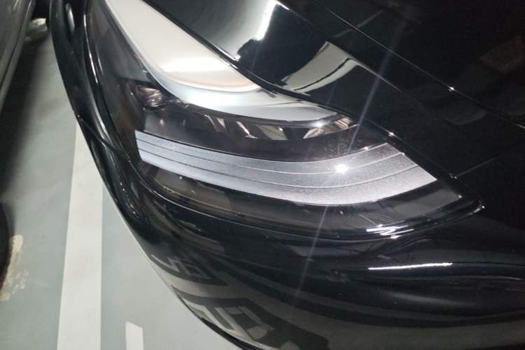Used Tesla Model Y 2023 Rear-Wheel-Drive Version Right Front Headlight