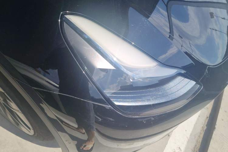 Used Tesla Model Y 2023 Rear-Wheel-Drive Version Right Front Headlight