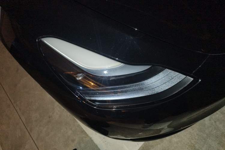 Used Tesla Model Y 2023 Rear-Wheel-Drive Version Right Front Headlight