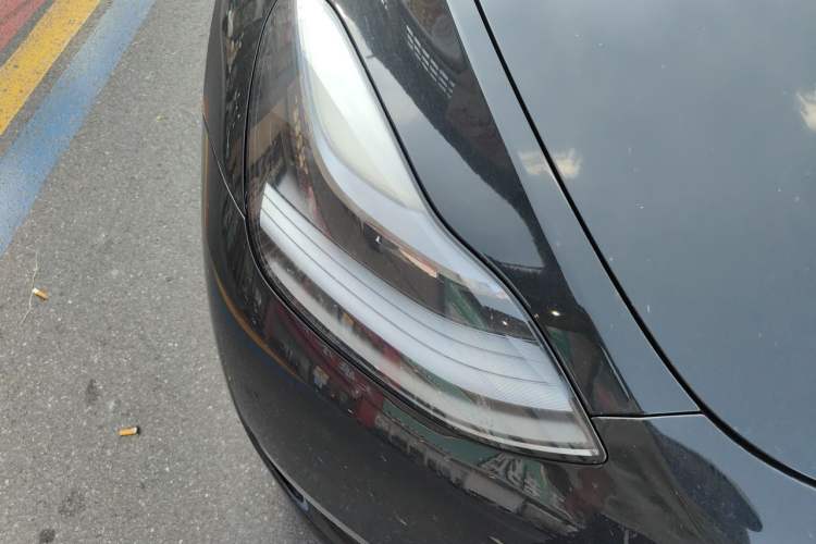Used Tesla Model Y 2023 High-Performance All-Wheel-Drive Version Right Front Headlight
