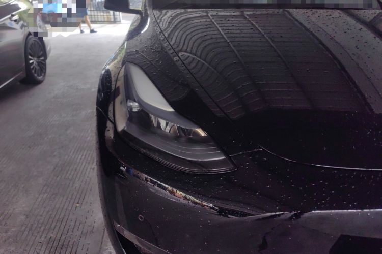 Used Tesla Model Y 2023 Long-Range All-Wheel-Drive Version Right Front Headlight