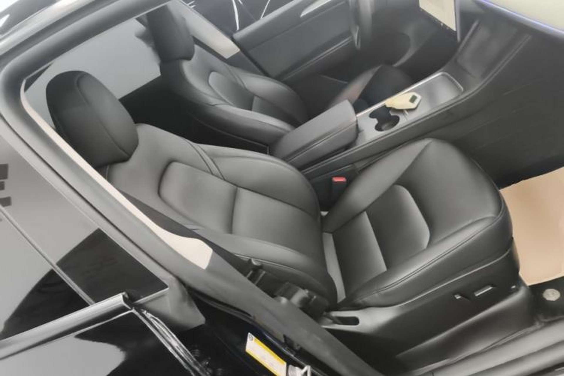Used Tesla Model Y 2023 Long-Range All-Wheel-Drive Version Right Front Seat