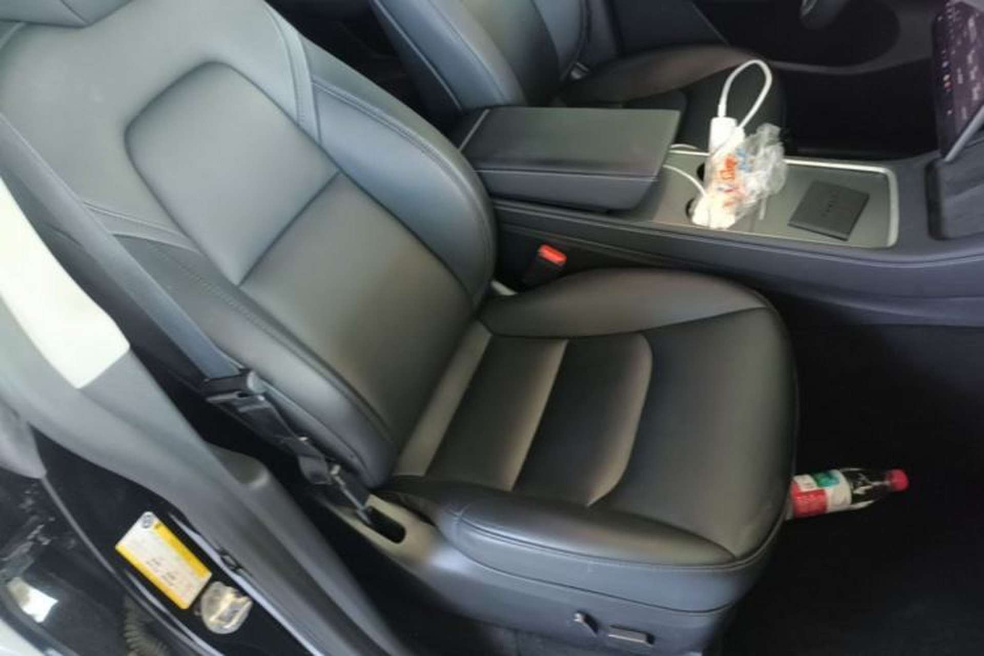 Used Tesla Model Y 2023 Rear-Wheel-Drive Version Right Front Seat