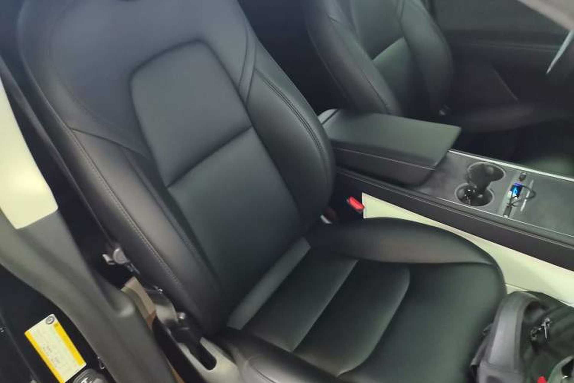 Used Tesla Model Y 2023 Rear-Wheel-Drive Version Right Front Seat