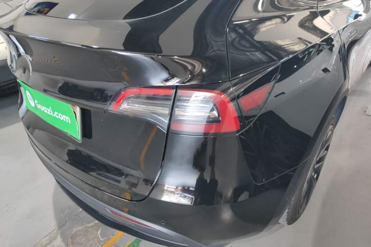 Used Tesla Model Y 2023 Rear-Wheel-Drive Version Right Rear Taillight