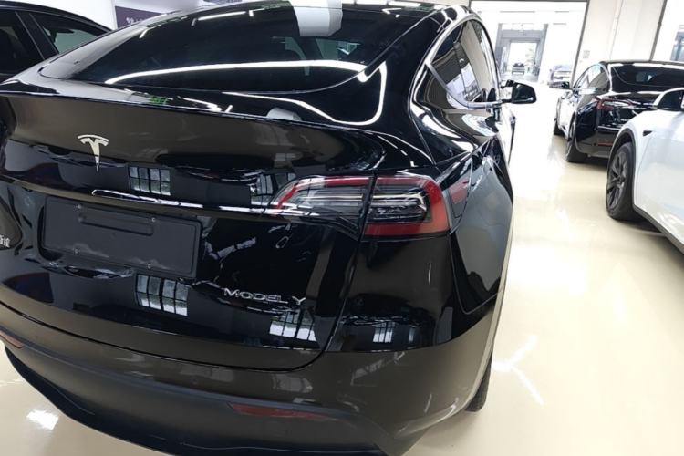 Used Tesla Model Y 2023 Rear-Wheel-Drive Version Right Rear Taillight