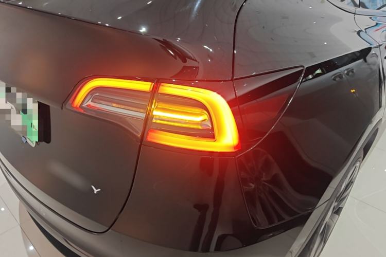 Used Tesla Model Y 2023 Rear-Wheel-Drive Version Right Rear Taillight