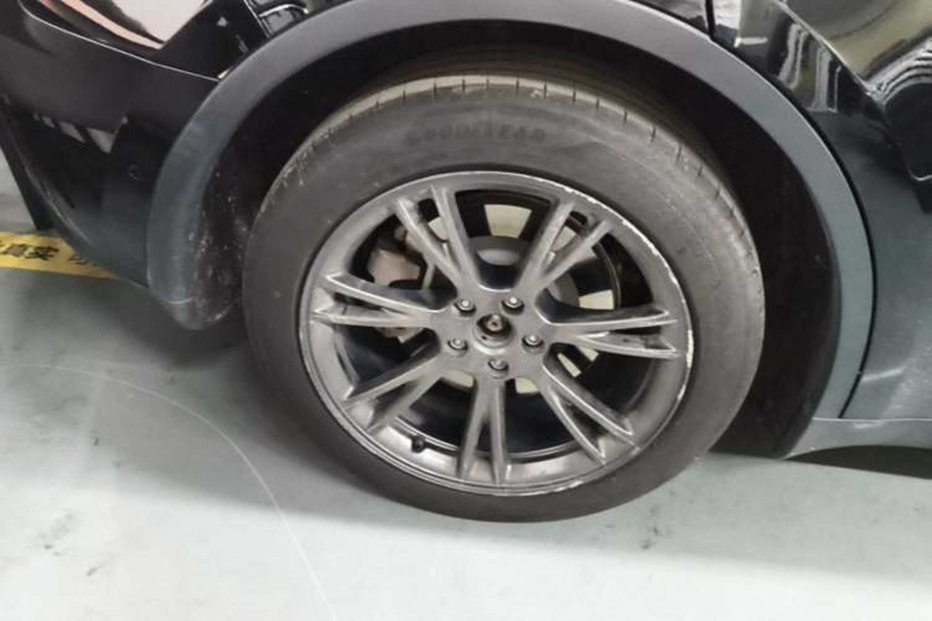 Used Tesla Model Y 2023 Rear-Wheel-Drive Version Right Rear Wheel Hub
