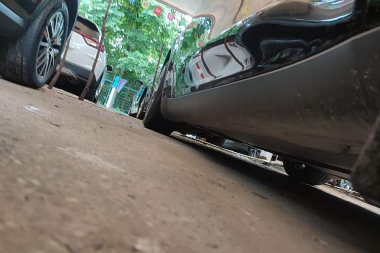 Used Tesla Model Y 2023 Rear-Wheel-Drive Version Right Side Sill